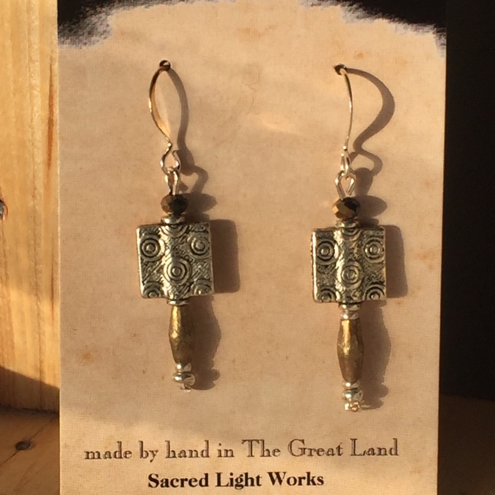 Cool earrings - Picture 4 of 4